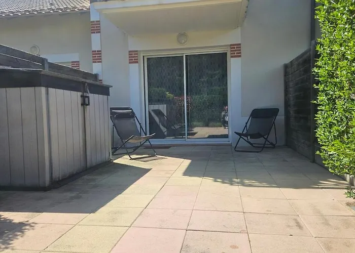 Le Havre De La Paree D'eau Parking Prive Et Piscine