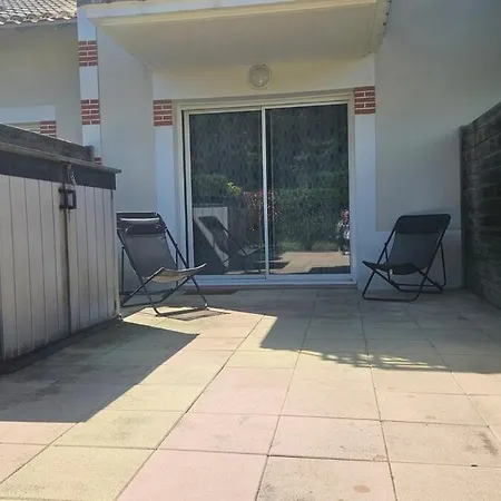 Le Havre De La Paree D'eau Parking Prive Et Piscine